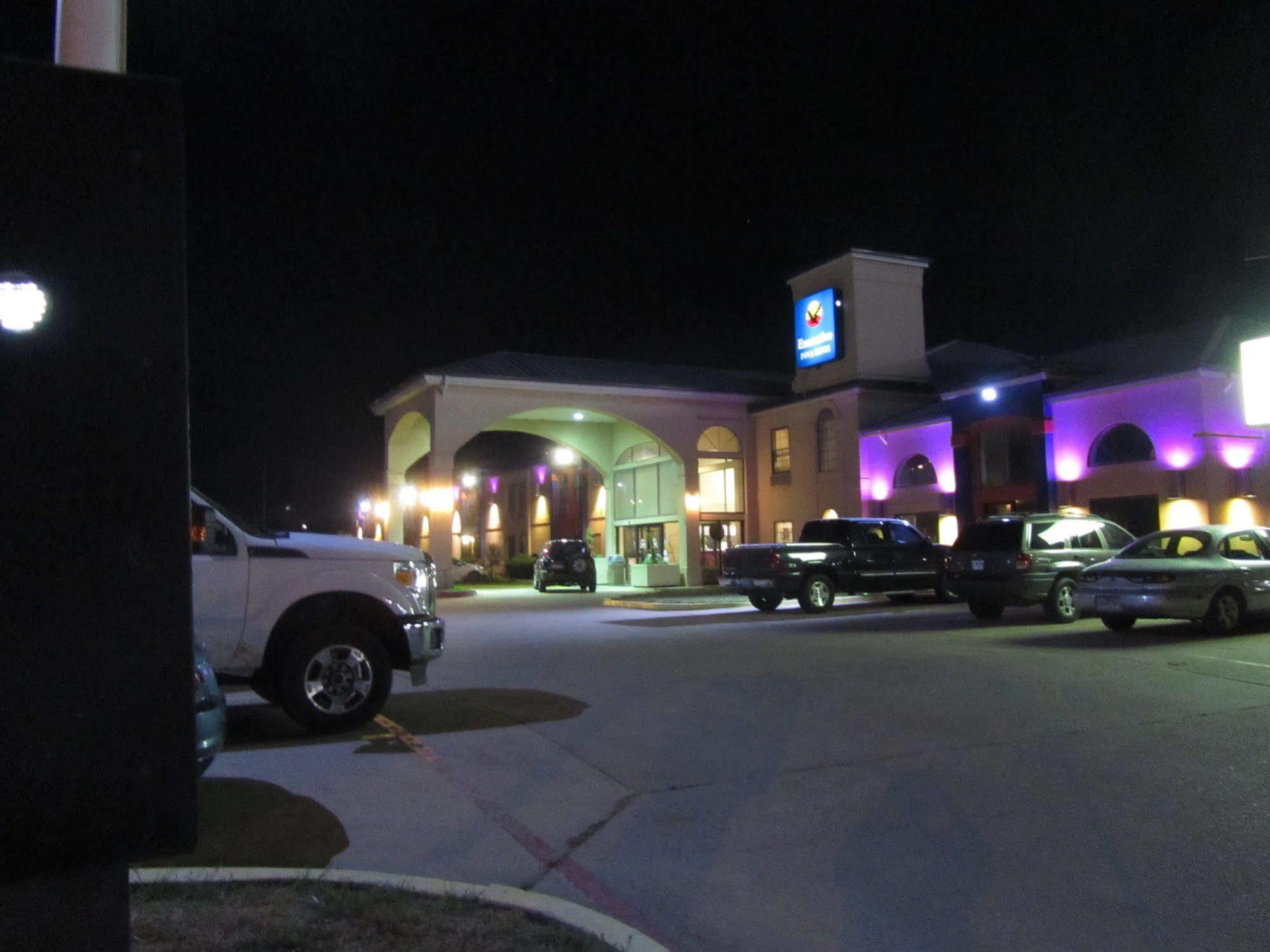 Executive Inn And Suites ウィチタフォールズ エクステリア 写真