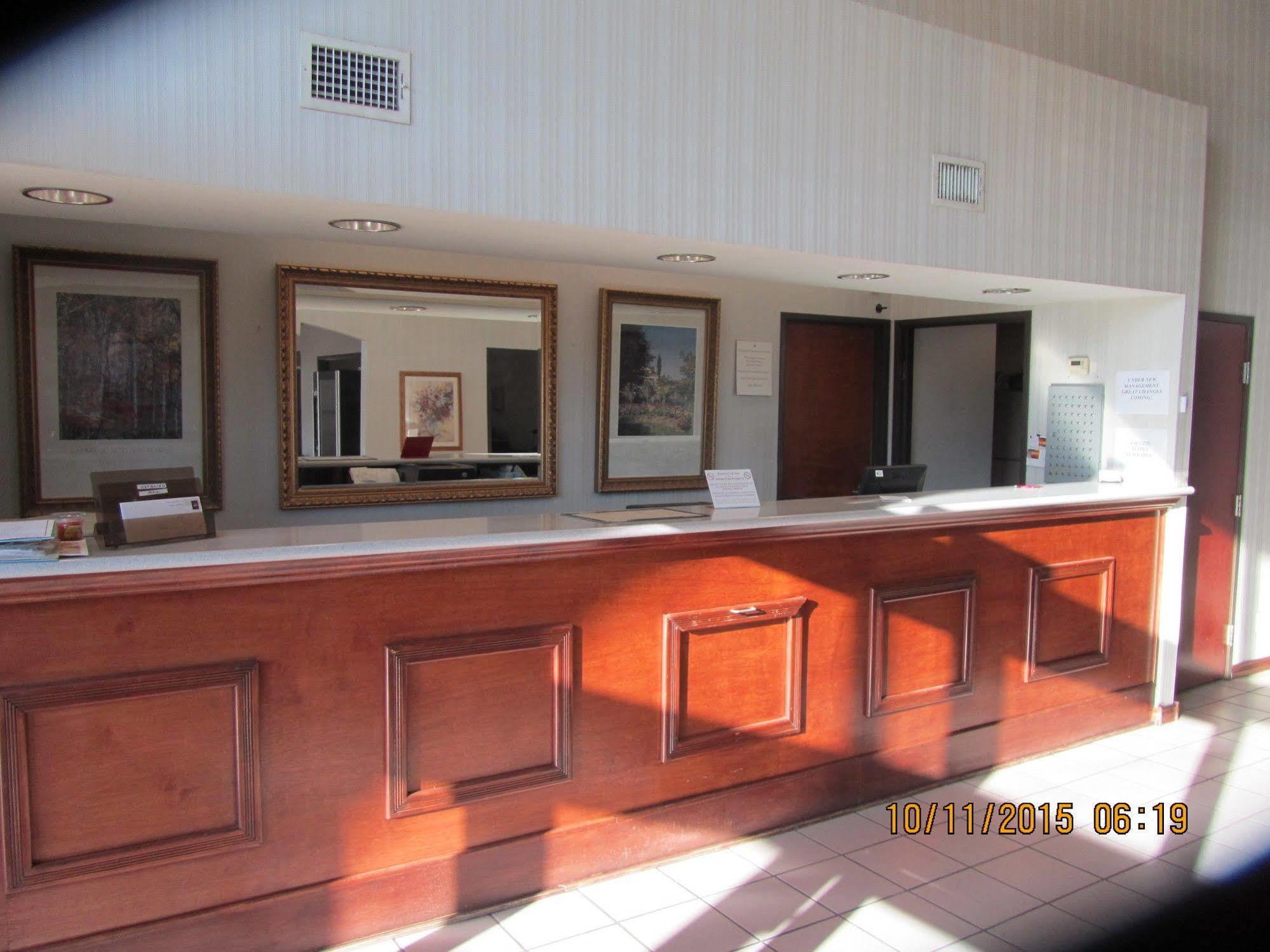 Executive Inn And Suites ウィチタフォールズ エクステリア 写真