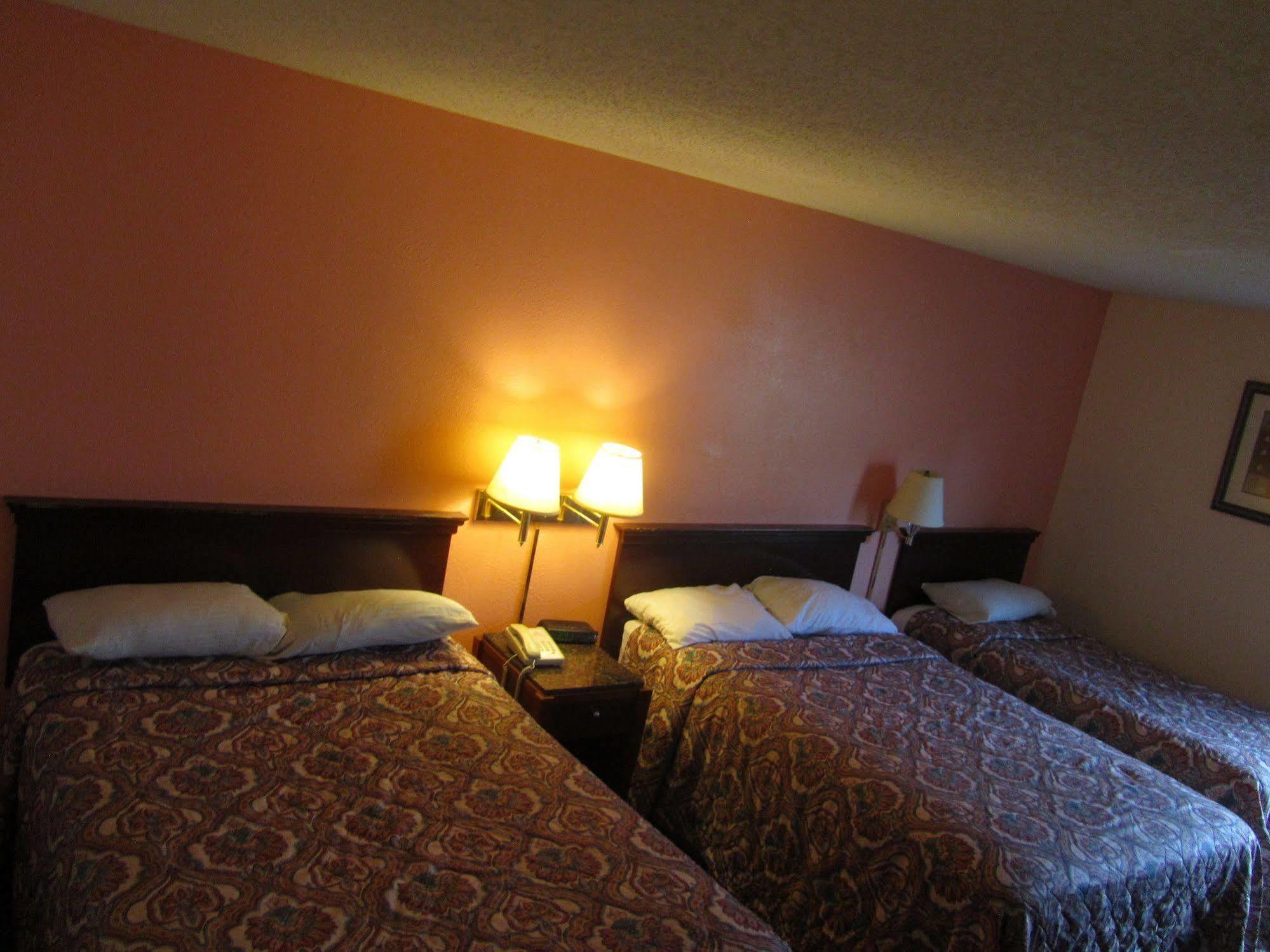 Executive Inn And Suites ウィチタフォールズ エクステリア 写真